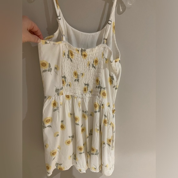 Abercrombie Kids Girls Floral Romper - Size 11/12 - Picture 3 of 6